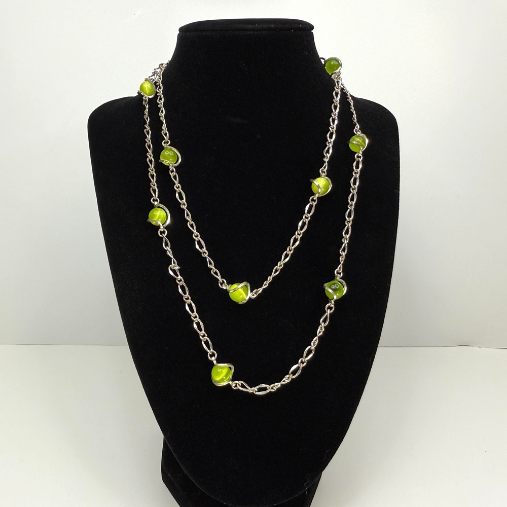 Vintage Avon Long Glass Beaded Necklace Silver Tone Chain Fashion Jewelry 18 in